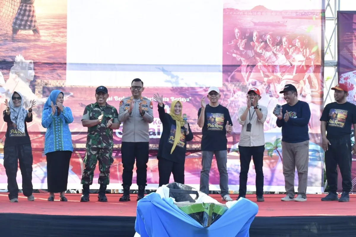 Bupati Sinjai Hadiri Lomba Maddui Puka, Festival Gau Puka Renreng Kian Semarak di Desa Panaikang 