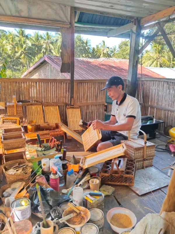 Kerajinan Bambu